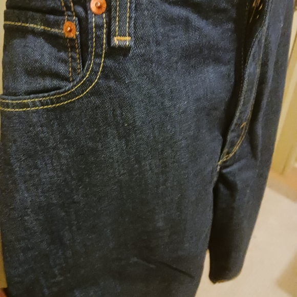 Men's Levis Denim shorts - Picture 3 of 6